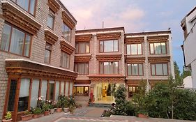 The Sera Courtyard